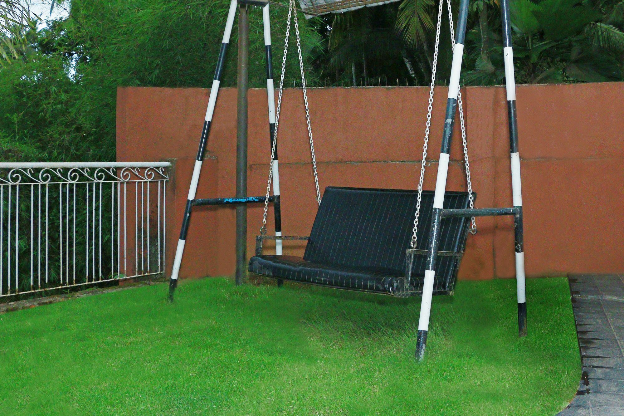Peak View Holiday Resort Ratnapura Exterior photo